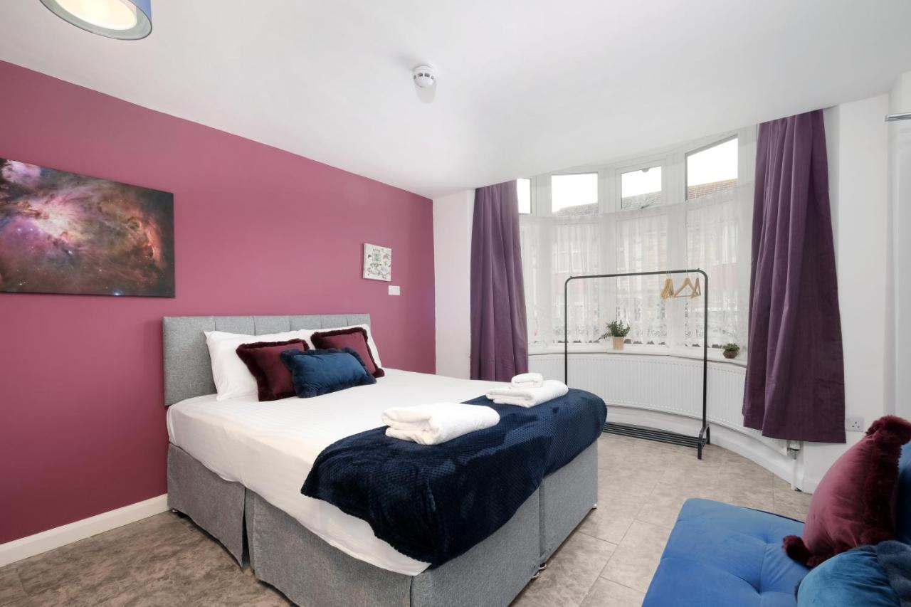 Fernbank Studios Sudbury Hill Harrow Self-Contained Studios With En-Suite Wembley Exterior foto